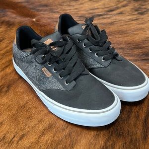 Vans Deluxe Comfort sneakers